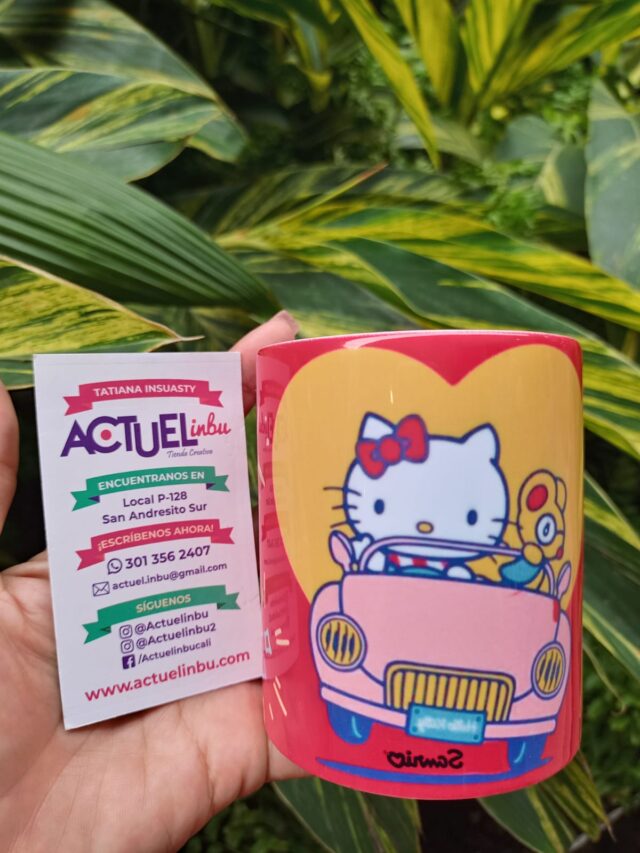 Mug Hello Kitty: Auto